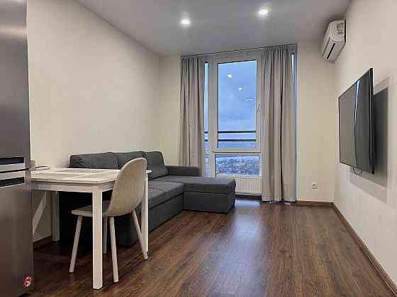 Продаж стильної 1к.квартири по вул. Дніпровська набережна, в ЖК Севен Киев