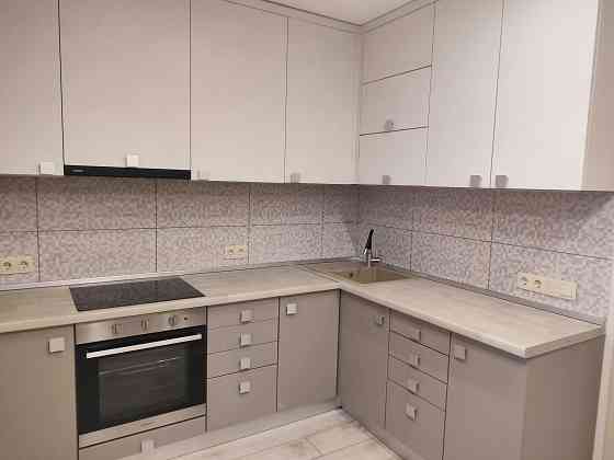 Оренда 1-кім. квартири  вул.Гришка 10 Київ