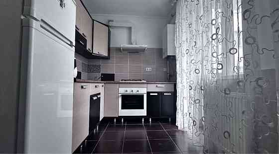 Вільна. Центр новобудова  Володимира Великого Івано-Франківськ