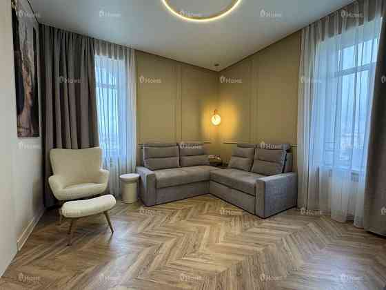 Трикімнатна квартира в центрі | метро Майдан Конституції Харьков