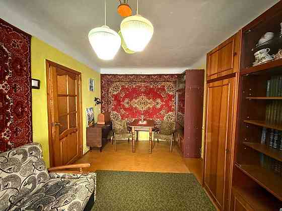 Продаж 2-кімнатної квартири в Центрі Міста, Проспект Миру Rivne