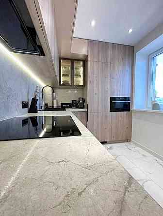 Продаж укомплектованої 2 кім. квартири в ЖК Липки з виглядом на озеро! Іvano-Frankivsk