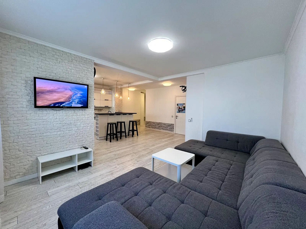 Продаж 3к квартири Осокорки Позняки Єлизавети Чавдар Киев - изображение 3