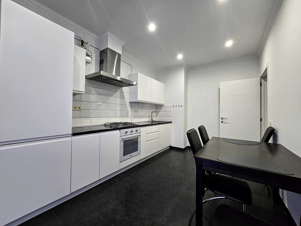 Здається 2-Х кімнатна "НОВОБУДОВА" в ПАРКОВІЙ зоні на вул.КОПЕРНИКА Chernivtsi - photo 2