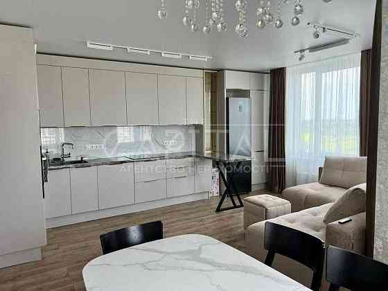 Оренда автономна квартира 3-кімнатна ЖК Варшавський Киев