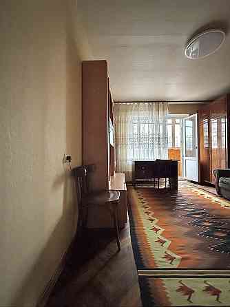 Аренда. Метро Вырлица. ул.Бажана 9В. Киев