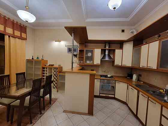 Оренда VIP квартири 3-кім. вул.С.Крушельницької Lviv