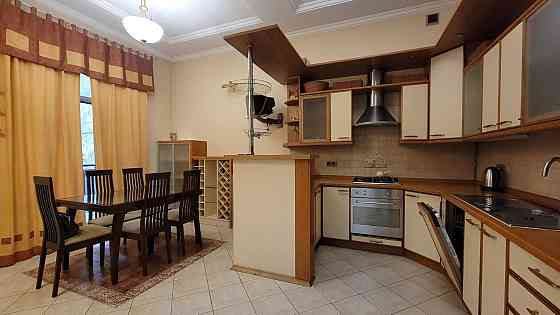 Оренда VIP квартири 3-кім. вул.С.Крушельницької Lviv