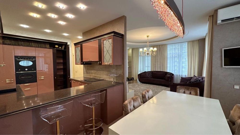 Новопечерськи Липки, вул . Андрія Верхонляда 7( Драгомирова) Киев - изображение 1