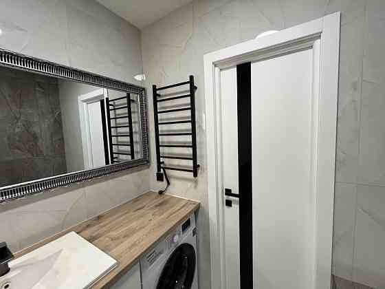 Стильна квартира з ремонтом, меблями і технікою на Виставці Khmelnytskyi