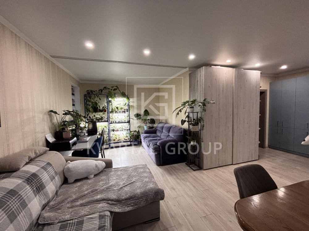 Без комісії! Простора однушка в Версалі . 45,6м2 Ирпень - изображение 3