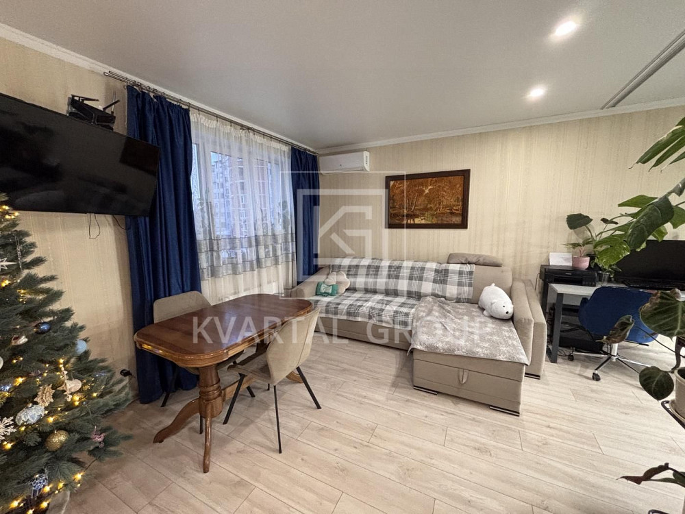 Без комісії! Простора однушка в Версалі . 45,6м2 Ирпень - изображение 2