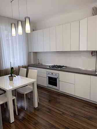 Продається простора євро 2 кімнатна квартира в Ірпені. До Києва 15 хв Ирпень