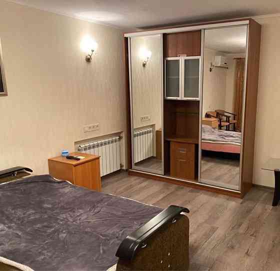 Продам 1-кімнатну квартиру у затишному та зеленому районі ж/м Тополь-2 Днепр