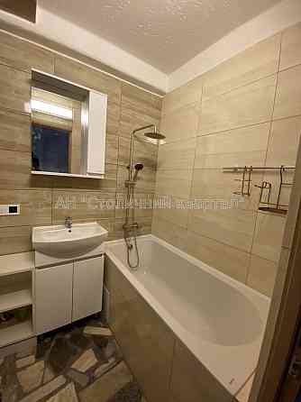 Куренівка вулиця Петропавлівська 6 Киев