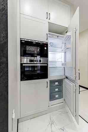 Оренда квартири 2 кімнати 78м2 тераса Alter Ego Лабораторний Генератор Киев