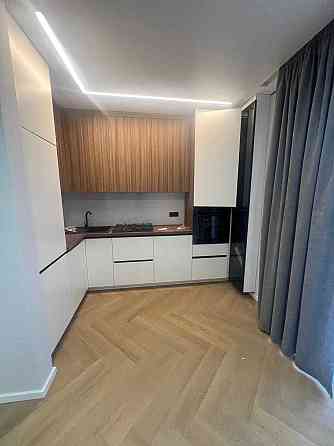 Оренда 2к квартира перша здача не подалік центру. Івано-Франківськ