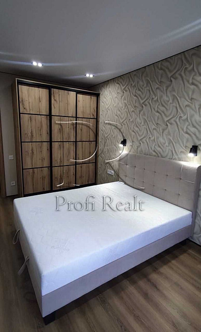 Аренда 1к квартири 44м2/Некрасова10/Диброва парк Киев - изображение 1