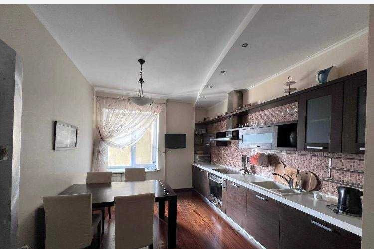 Оренда 2к Дмитрівська, 69 Шевченківський (центр) Київ - зображення 1