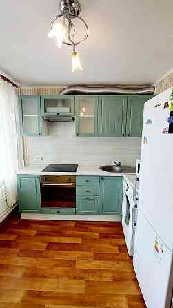 Актуальна! Метро Мінська - 5 хвилин пішки Киев