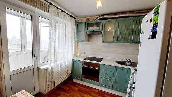 Актуальна! Метро Мінська - 5 хвилин пішки Киев