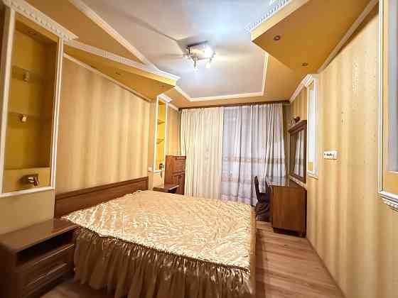 Оренда 3 кімн квартири Горлівська 220, метро Вирлиця, Харківська Киев