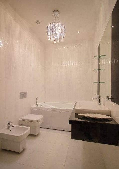 Печерськ , Новопечерськи ліпки , вул . А.Верхогляда 20 Киев - изображение 6