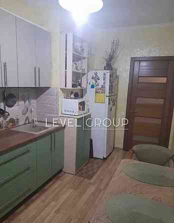 2к 3пов Володимира Наумовича 4а Київ