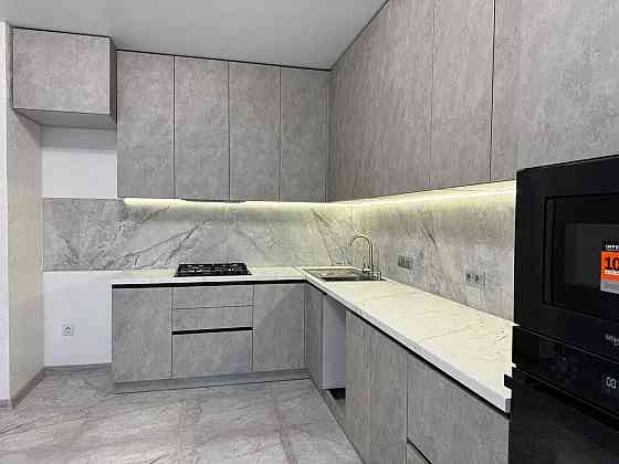 Затишна двокімнатна поблизу парку Шевченка! Івано-Франківськ