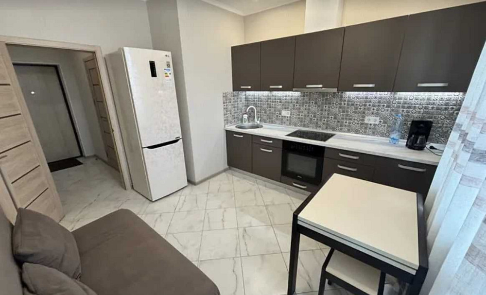 Квартира з ремонтом в сучасному ЖК в Приморського району Odesa - photo 4