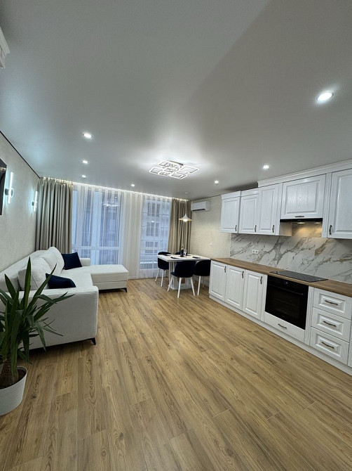 1кімнатна біля ОЗЕРА Manhattan UР Ивано-Франковск - изображение 1