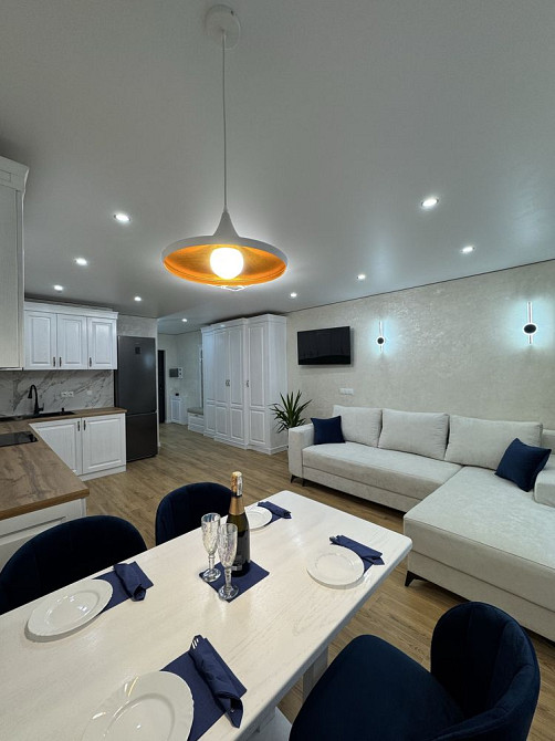 1кімнатна біля ОЗЕРА Manhattan UР Ивано-Франковск - изображение 3