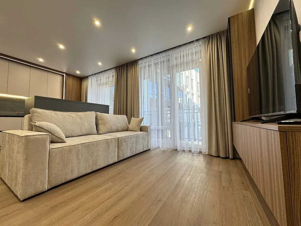 Двокімнатна з стильним ремонтом біля річки Ивано-Франковск - изображение 1