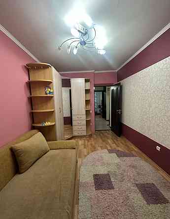 Оренда 3 кімнатної квартири Виставка Khmelnytskyi