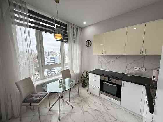 2-комнатрая 36 Жемчужина / Генуэзская (можно с животными) долгосрочно Odesa