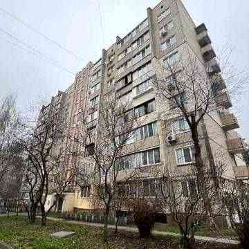 Кіпріанова, 6А перша здача після ремонту! Киев