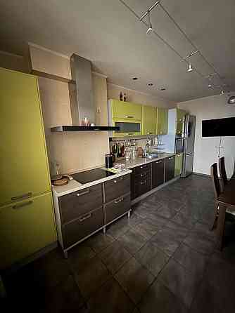 Здам квартиру в Києві, вул.Осіння. Киев