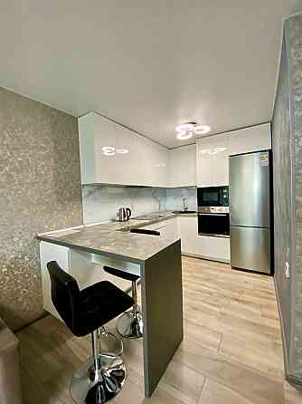 ЖК Зарічний Євродвійка Низький поверх Повна комплектація Київ