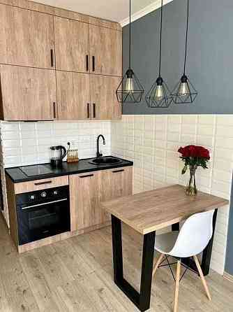 Здається квартира-студія на проспекті Соборності Київ