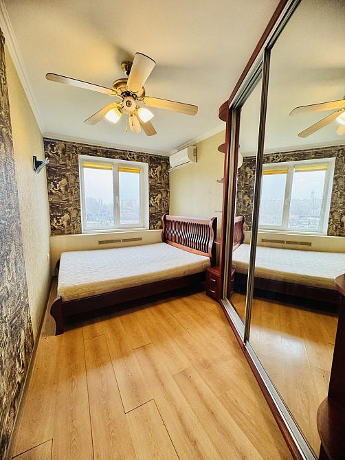 Продам 2 кімнатну квартиру Космонавтів Артем Кривой Рог - изображение 1