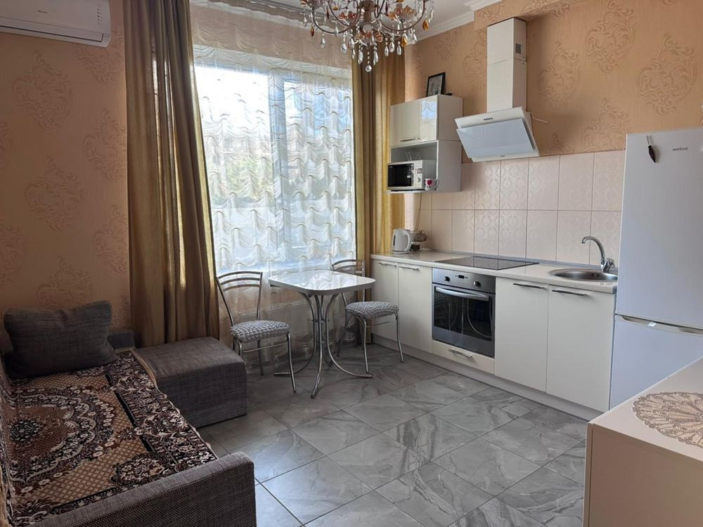 7 Перлина на Французькому бульварі біля моря . Одеса - зображення 1