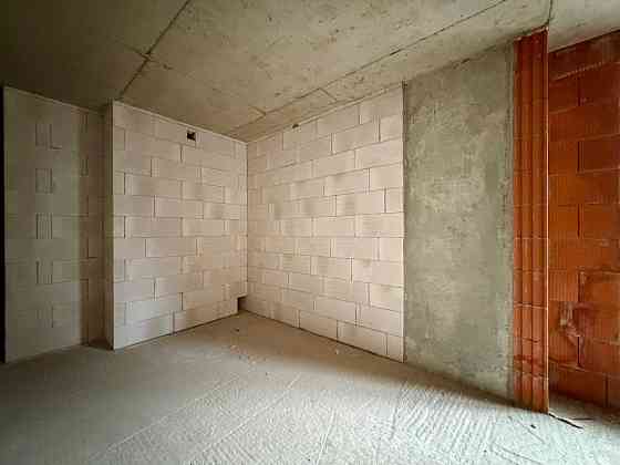 Простора 1 кім ,газове опалення,на здачі Івано-Франківськ