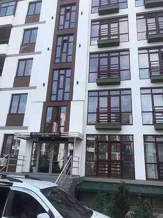 Однокімнатна квартира-студія з ремонтом Крижанівка