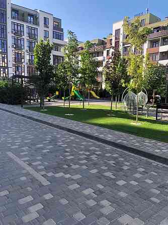 Однокімнатна квартира-студія з ремонтом Крижанівка