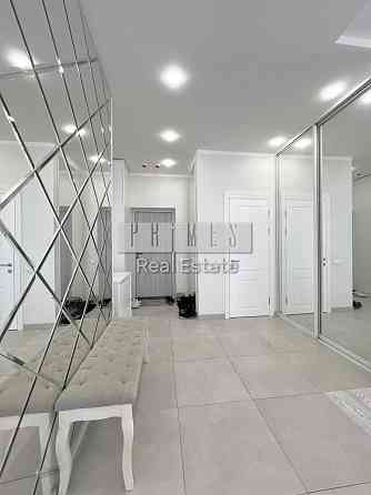 Продаж 3-к квартири з якісним ремонтом у світлих тонах Дегтярівська 17 Kyiv