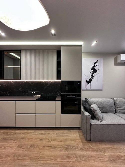 Оренда квартири Жк  Варшавський 3 Змієнка Виговського 3к 70м Київ - зображення 1