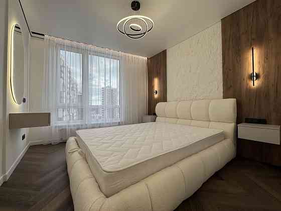 Видова квартира з ремонтом на міське озеро в жк бізнес класу Ивано-Франковск