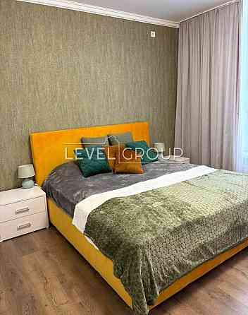 Продам 3-к ремонт ЖК Сирецькі Сади,вул.Івана Виговського 10Е м.Сирець Киев