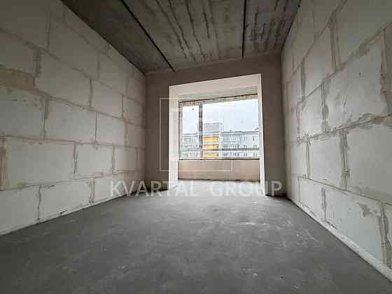 Без комісії! 2-кімнатна квартира 64 м² з лоджією. Частковий ремонт Буча