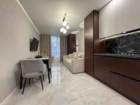 Двокімнатна з шикарним ремонтом Івано-Франківськ